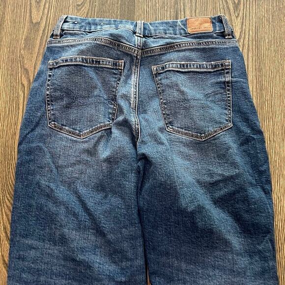 American Eagle Curvy Mom Jeans High-Rise Strigid Denim Medium Wash Blue Size 6 - Picture 7 of 12